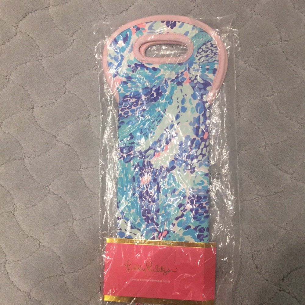 Lilly Pulitzer wine bag NWT